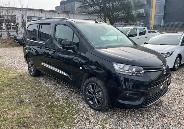 Toyota Proace City Verso cena 215900 przebieg: 5, rok produkcji 2023 z Maków Mazowiecki małe 301